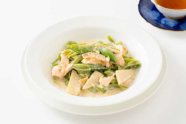 クリームパスタ