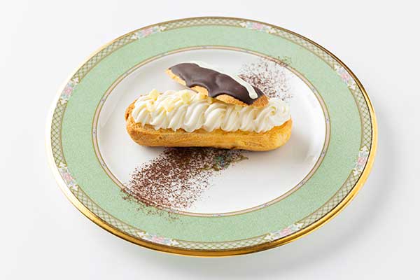 フットマンケーキ「エクレア」
